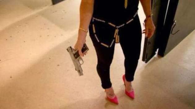 Las mujeres del narco: entre el estereotipo y la discriminación Las mujeres del narco: entre el estereotipo y la discriminación