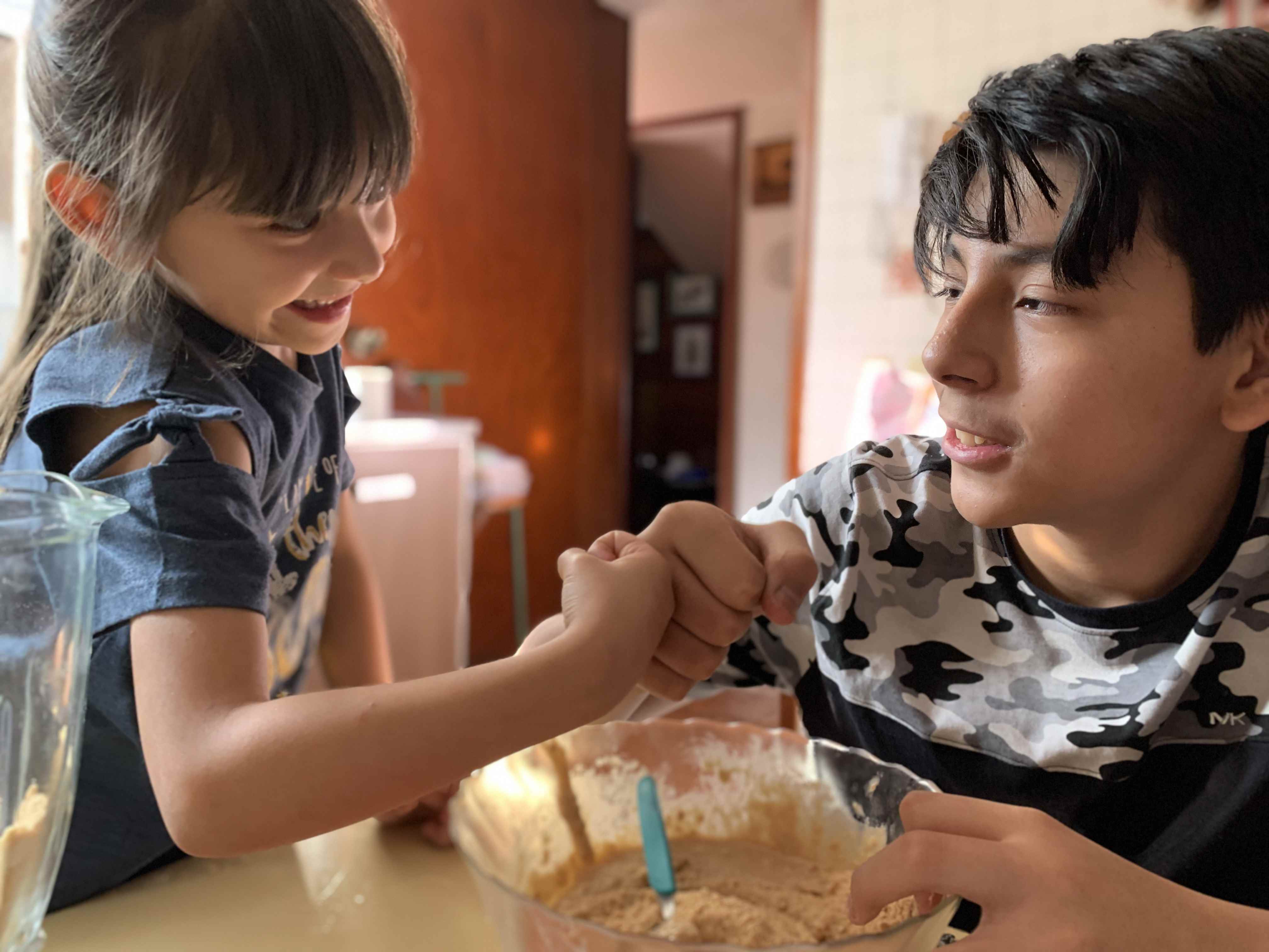 ¿Cómo sobrellevar la contingencia en casa? ¿Cómo sobrellevar la contingencia en casa?