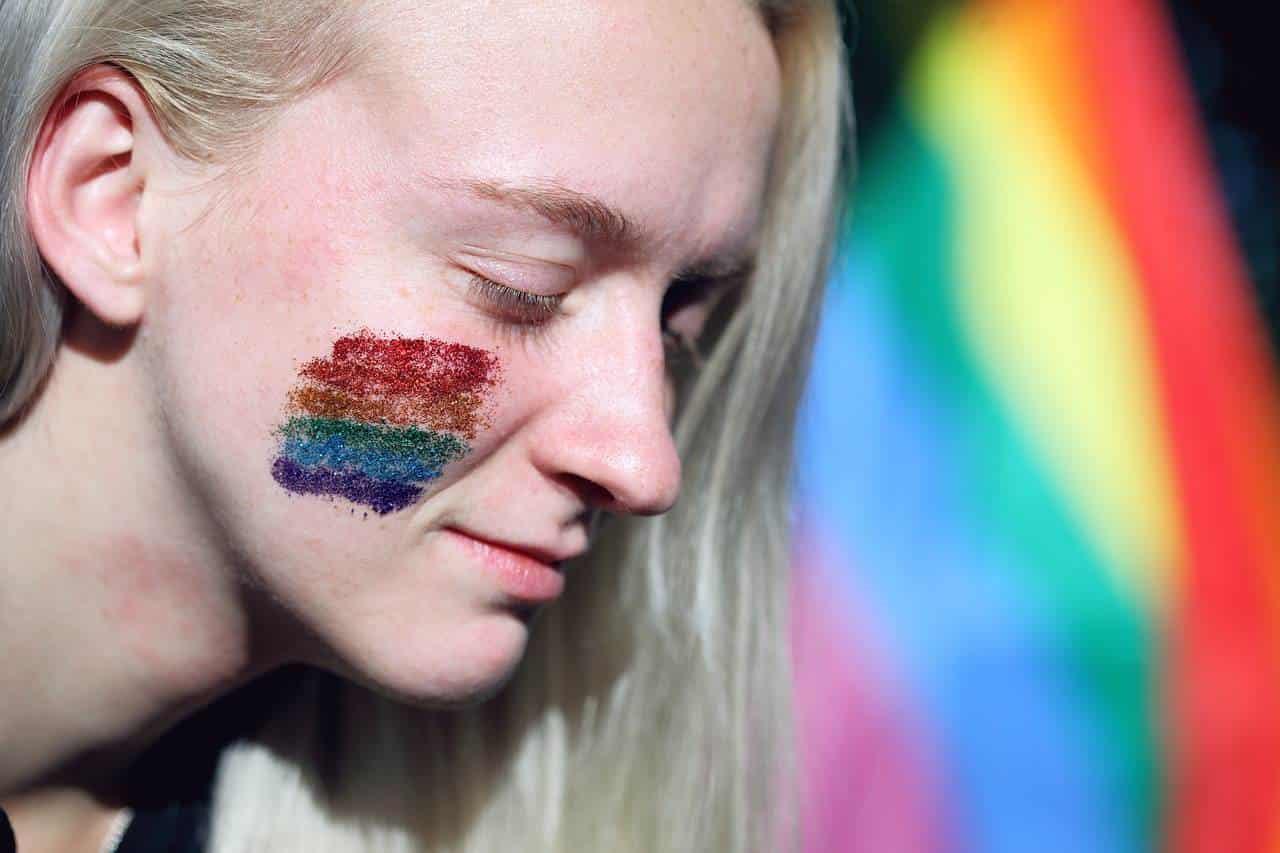 El 40% de jóvenes LGBTQ de EU consideró suicidarse en el último año El 40% de jóvenes LGBTQ de EU consideró suicidarse en el último año