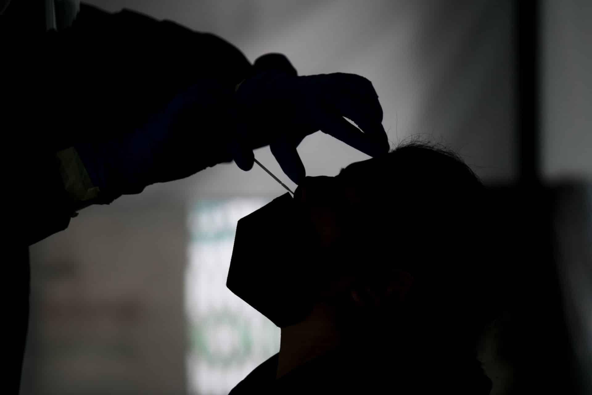 "Todos me miraban y me apuntaban con el dedo por tener covid"