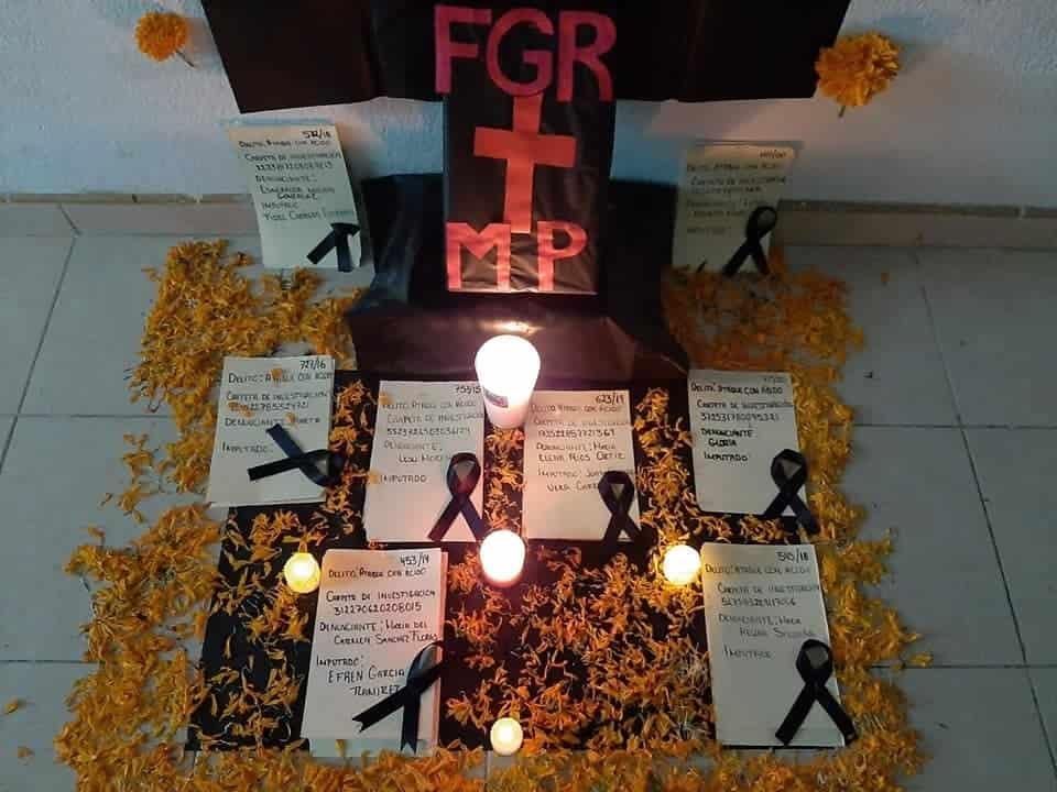 Víctima de ataque con ácido realiza ofrenda a la justicia inexistente Víctima de ataque con ácido realiza ofrenda a la justicia inexistente