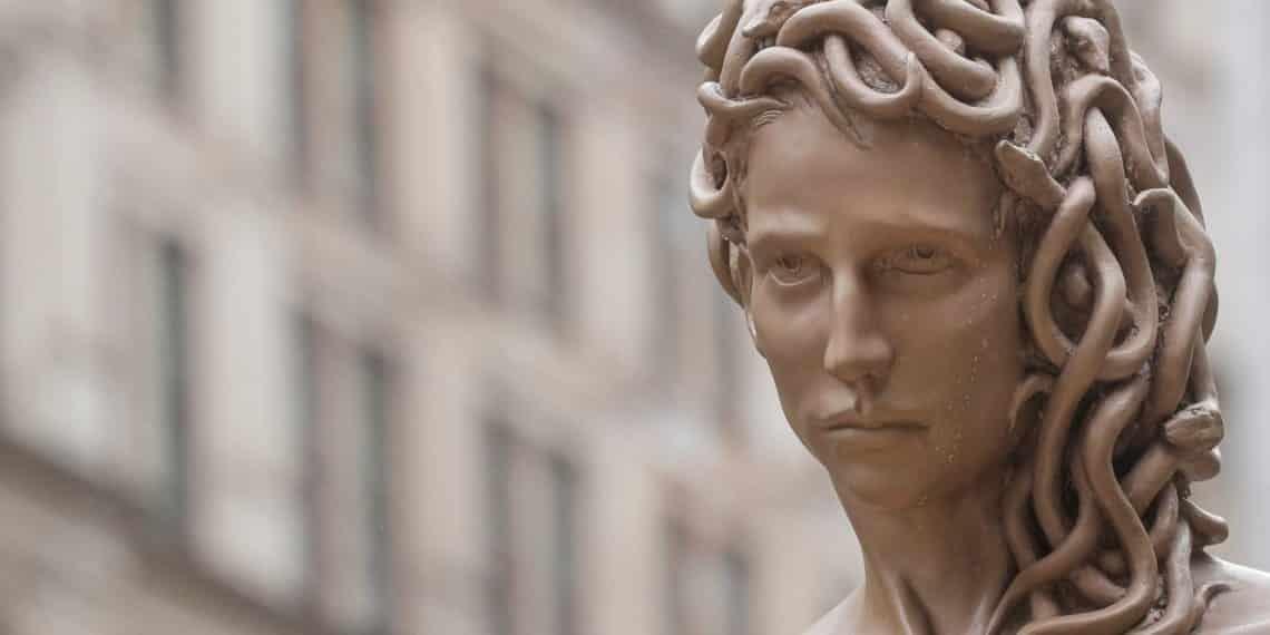 La Medusa que reivindica a la mujer y es símbolo de justicia La Medusa que reivindica a la mujer y es símbolo de justicia