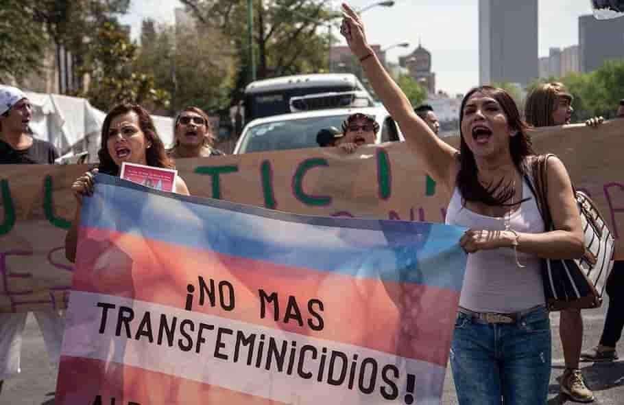 “El feminismo que excluye a las trans no es feminismo” “El feminismo que excluye a las trans no es feminismo”