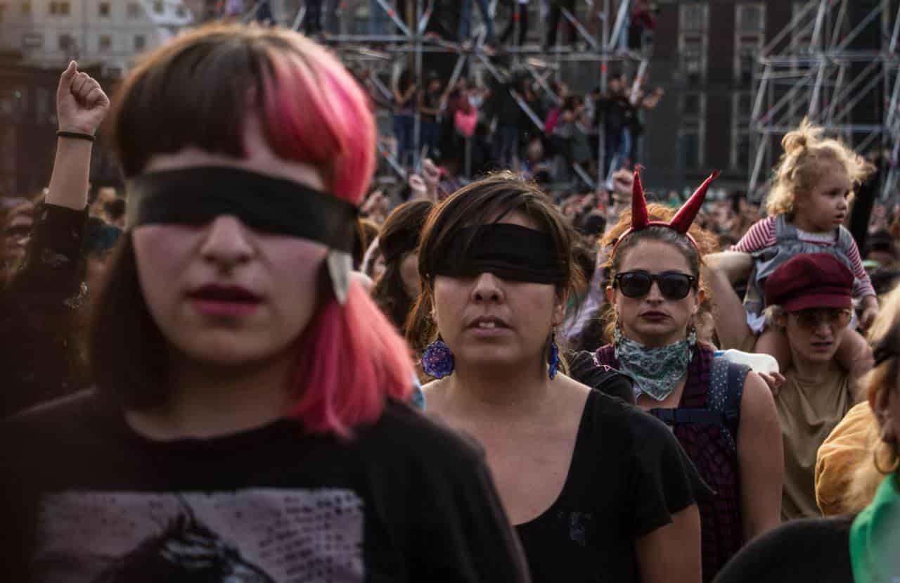 Hombres violentos deberán abandonar el hogar por ley Hombres violentos deberán abandonar el hogar por ley