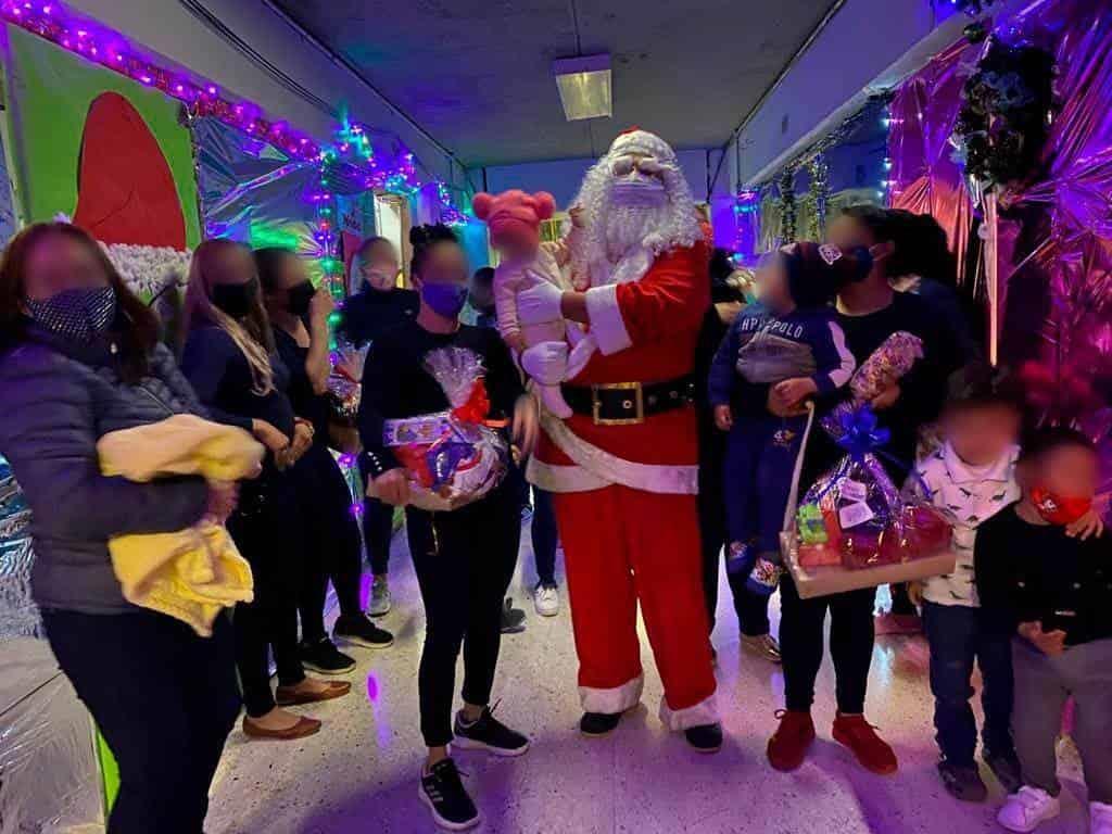 Santa Claus llegó al Centro Femenil de Santa Martha Acatitla