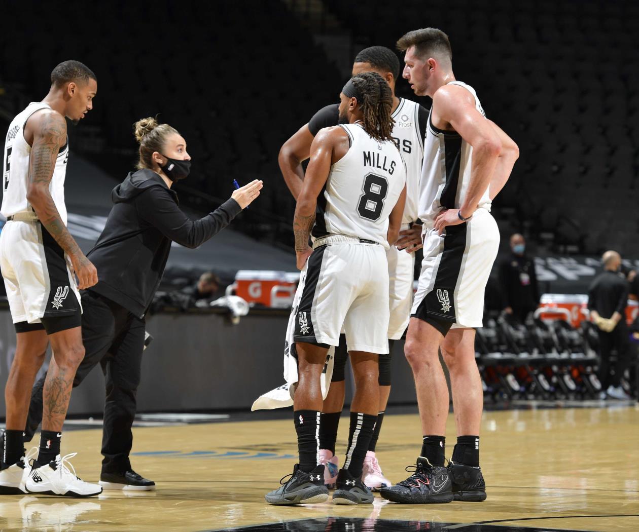 Quién es Becky Hammon, la primera mujer en dirigir un equipo de la NBA