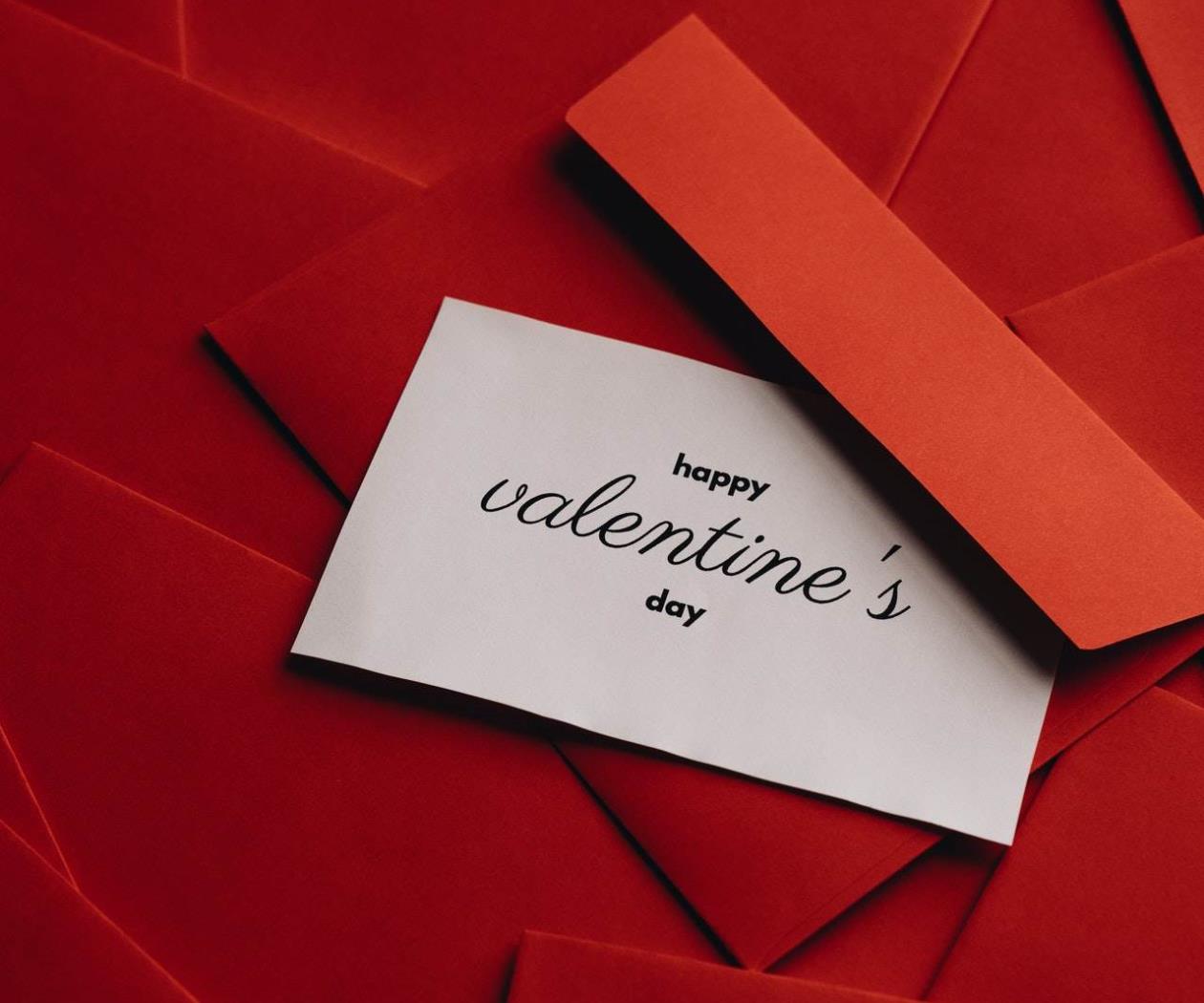 Ideas de autorregalos feministas para este 14 de febrero