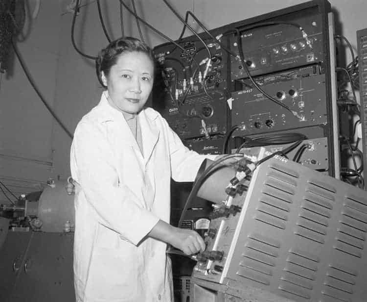 Mujeres científicas que marcaron la historia Mujeres científicas que marcaron la historia