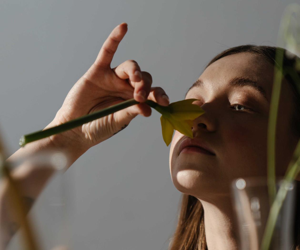 De arrogantes a introvertidos, las dos caras del narcisismo