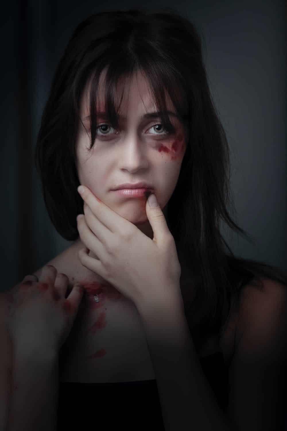 La violencia doméstica: impacto de violencia hasta el infinito La violencia doméstica: impacto de violencia hasta el infinito