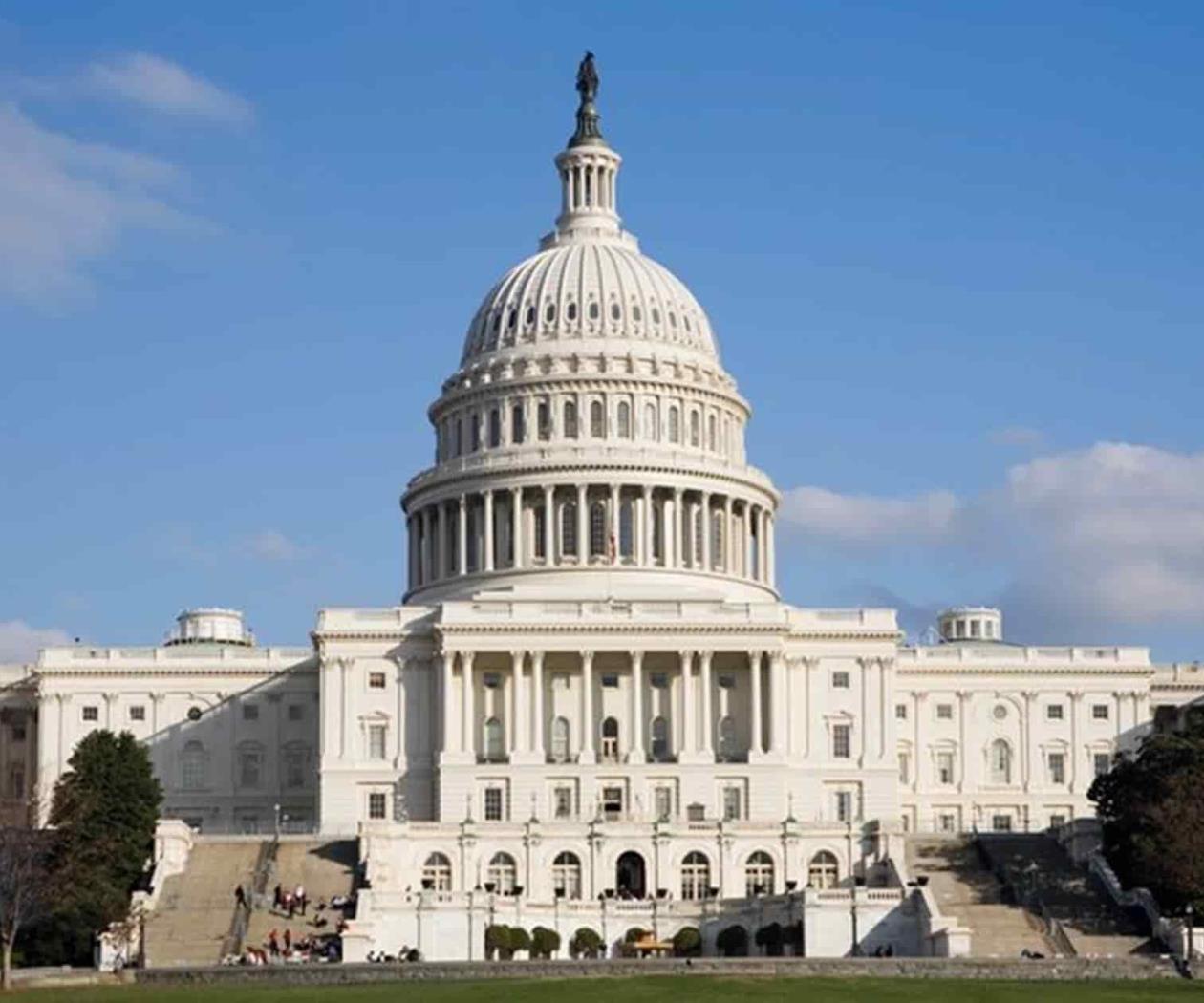 EU renueva ley para proteger a las mujeres víctimas de violencia