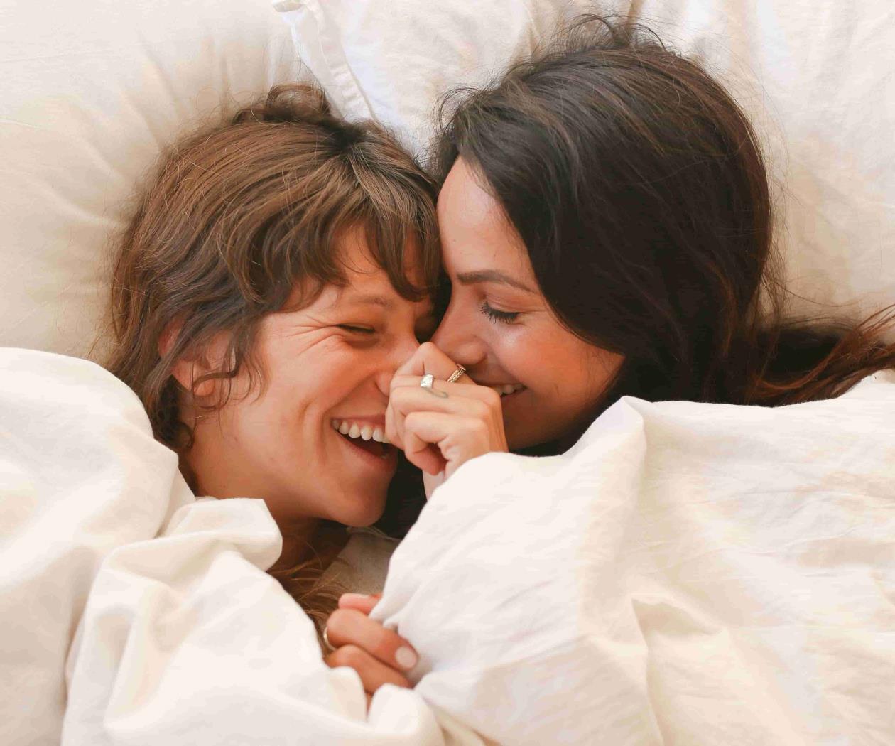 ¿Por qué las lesbianas tienen menos sexo? ¿Por qué las lesbianas tienen menos sexo?