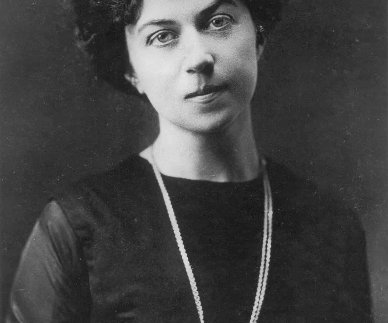 Los aportes feministas de Alexandra Kollontai a la crítica del matrimonio Los aportes feministas de Alexandra Kollontai a la crítica del matrimonio