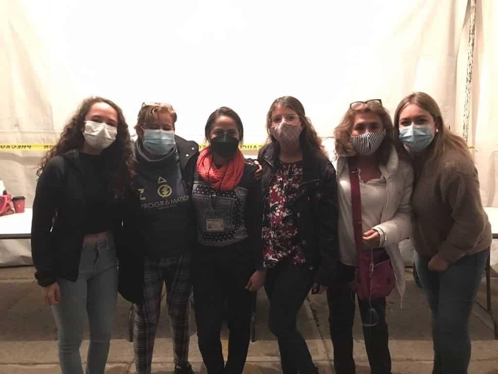 "Todas intentamos hacer el mejor trabajo": mujeres en las casillas 2021