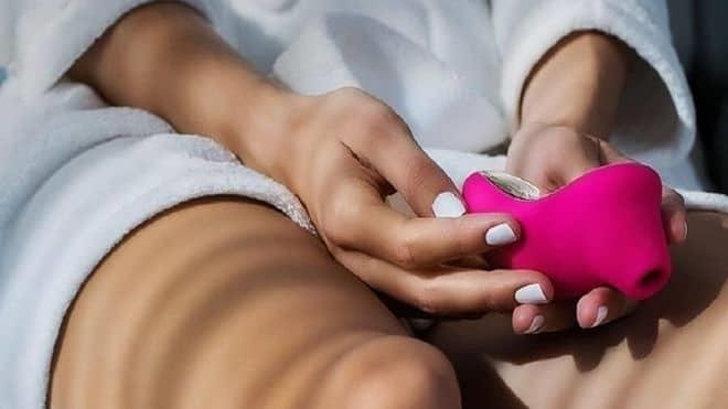 ¿Por qué no puedo terminar con mi pareja tras usar el succionador de clítoris?