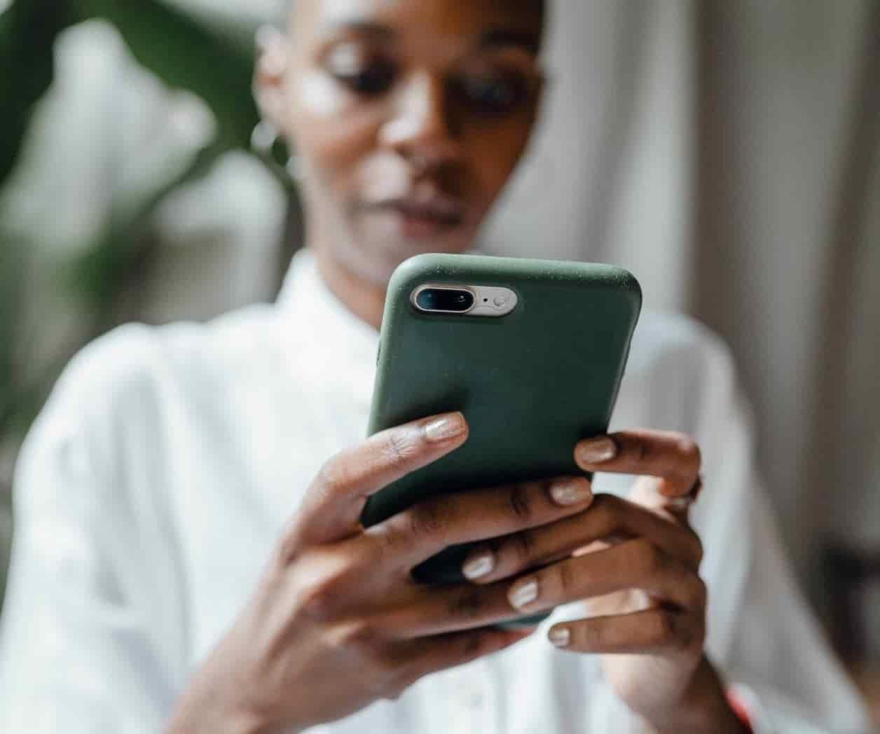 ONG se unen para combatir violencia de género con la App SOSMex ONG se unen para combatir violencia de género con la App SOSMex