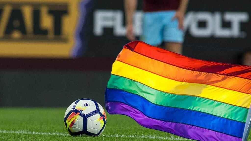 ¿Por qué no hay futbolistas homosexuales? ¿Por qué no hay futbolistas homosexuales?