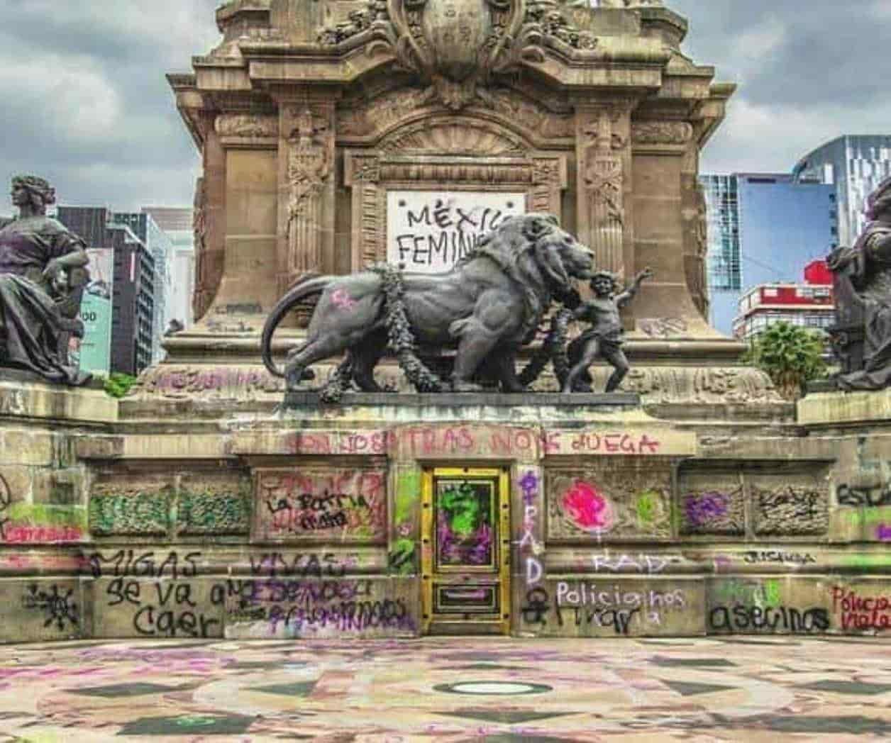 Feministas se manifiestan contra la criminalización de la protesta