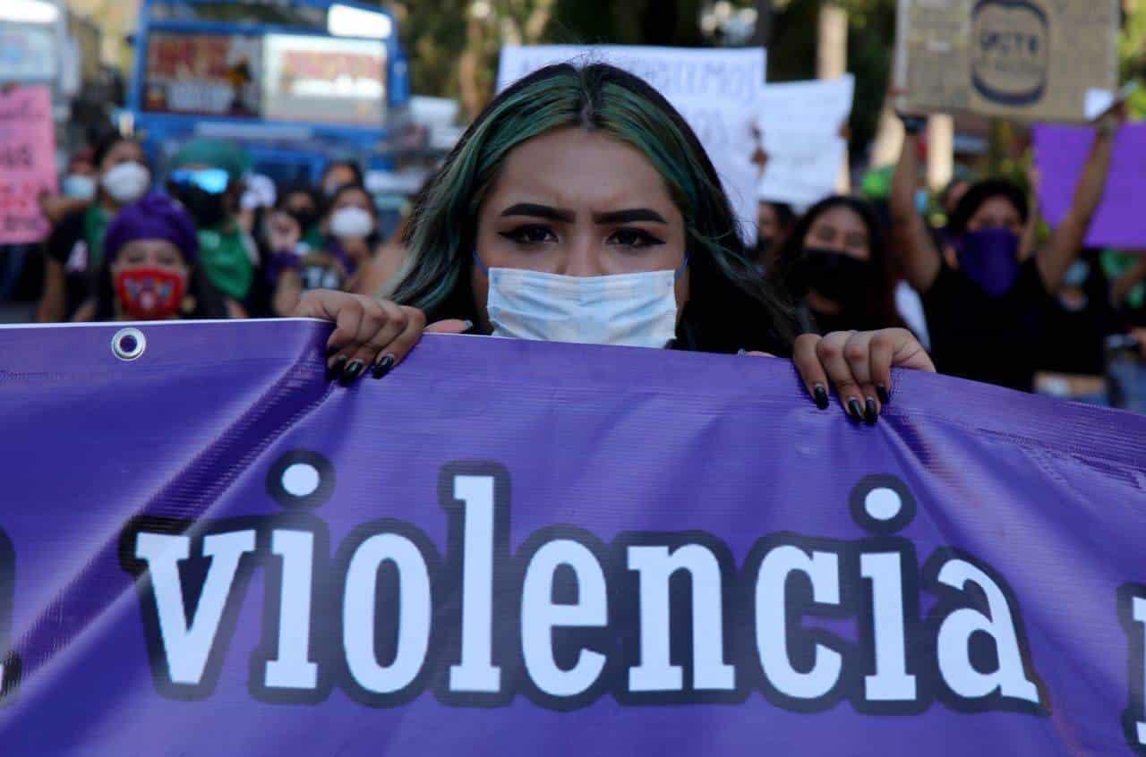 Apoyo a víctimas de violencia intrafamiliar baja; las denuncias suben