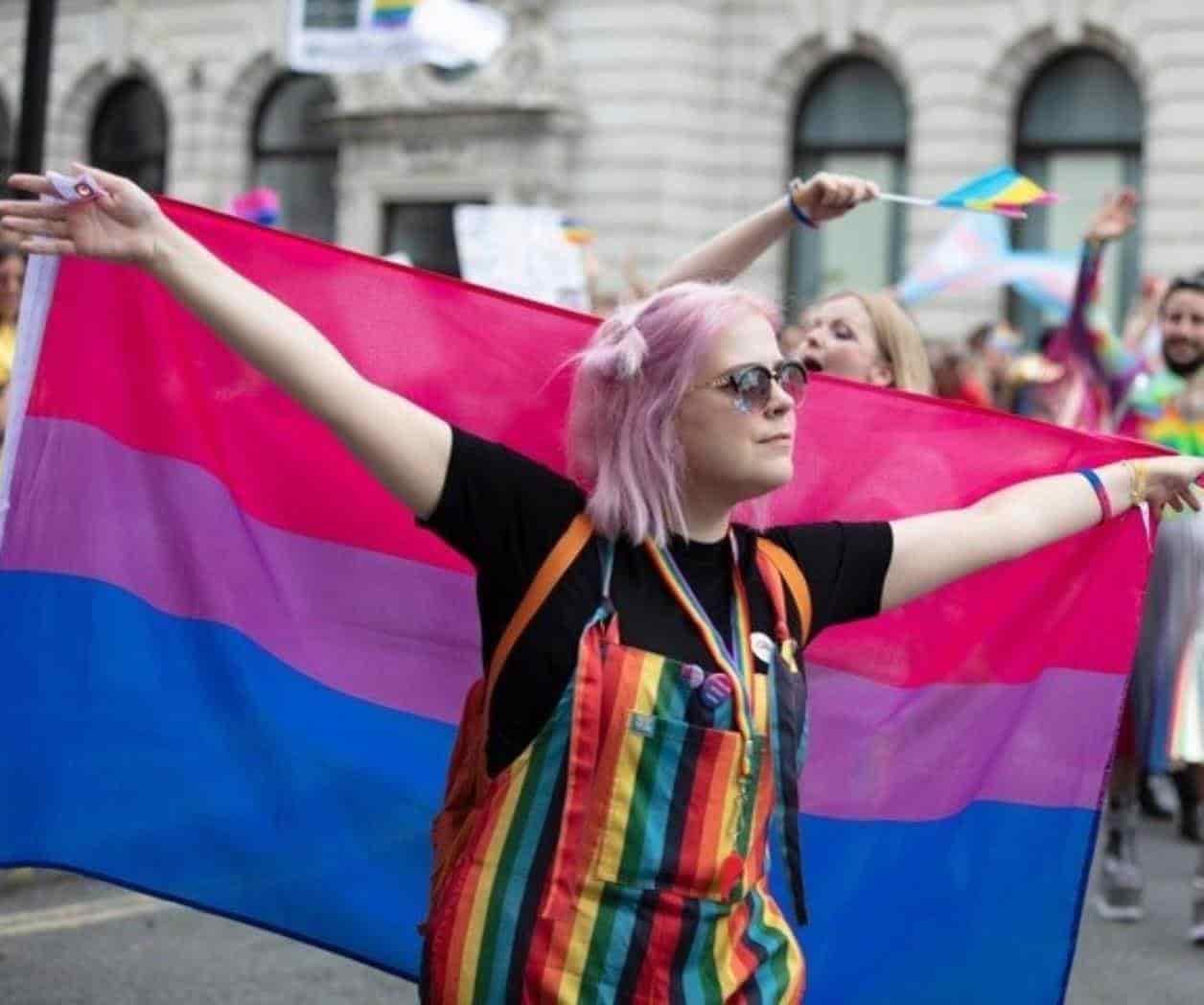 "Sólo estás confundida", y otros mitos sobre la bisexualidad "Sólo estás confundida", y otros mitos sobre la bisexualidad