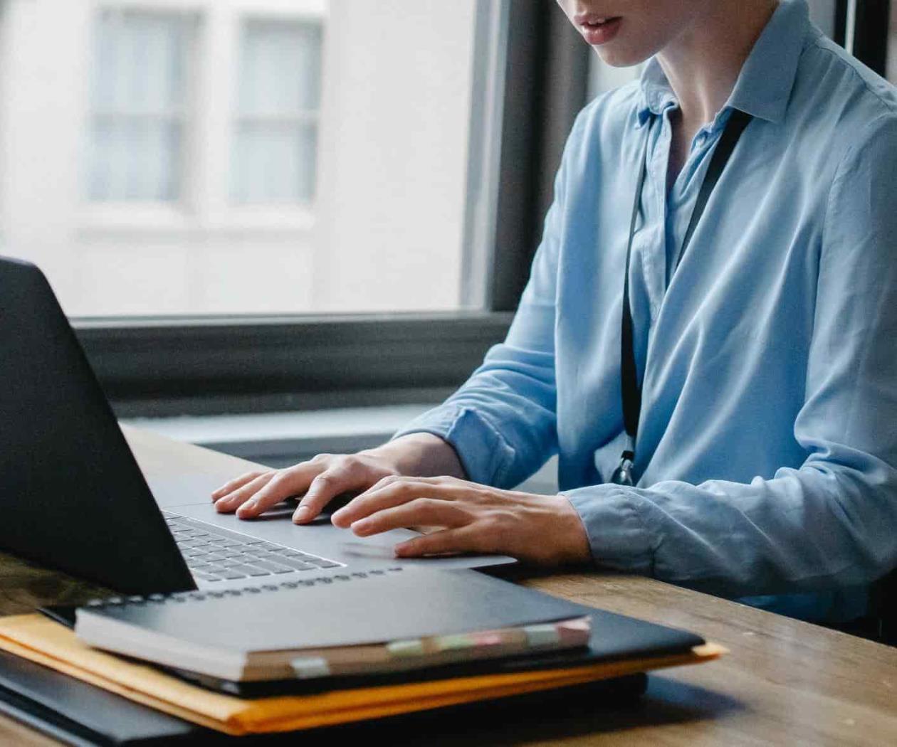 Consejos de una dominatrix para protegerse del acoso laboral Consejos de una dominatrix para protegerse del acoso laboral