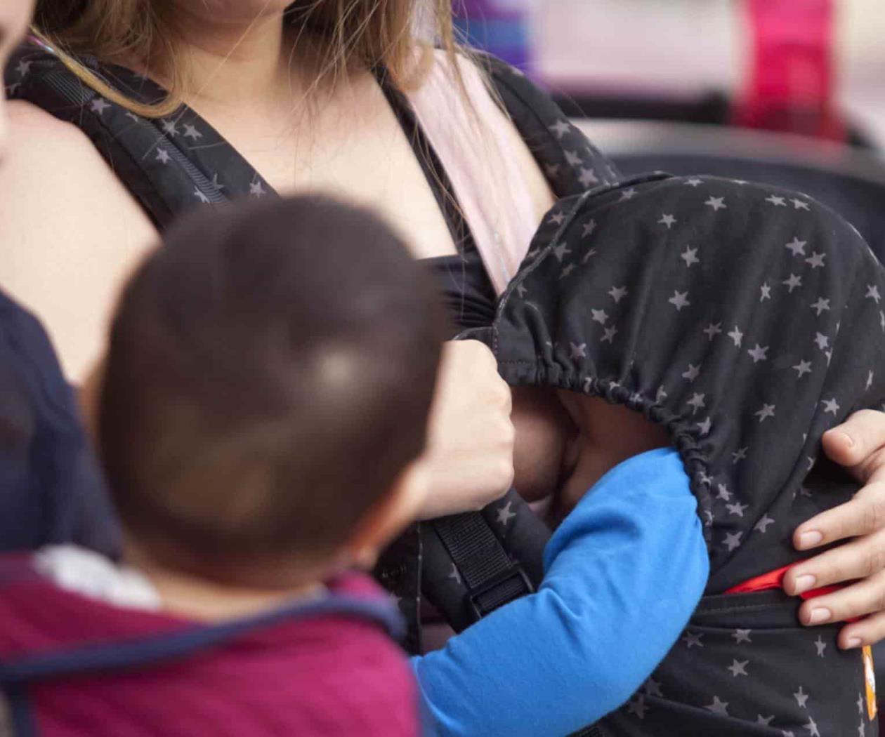 Mujeres podrán amamantar en público sin restricciones en México Mujeres podrán amamantar en público sin restricciones en México