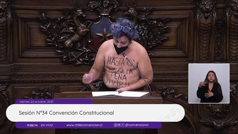 "No me haré la reconstrucción, cada marca en mi pecho es un grito de alegría” "No me haré la reconstrucción, cada marca en mi pecho es un grito de alegría”