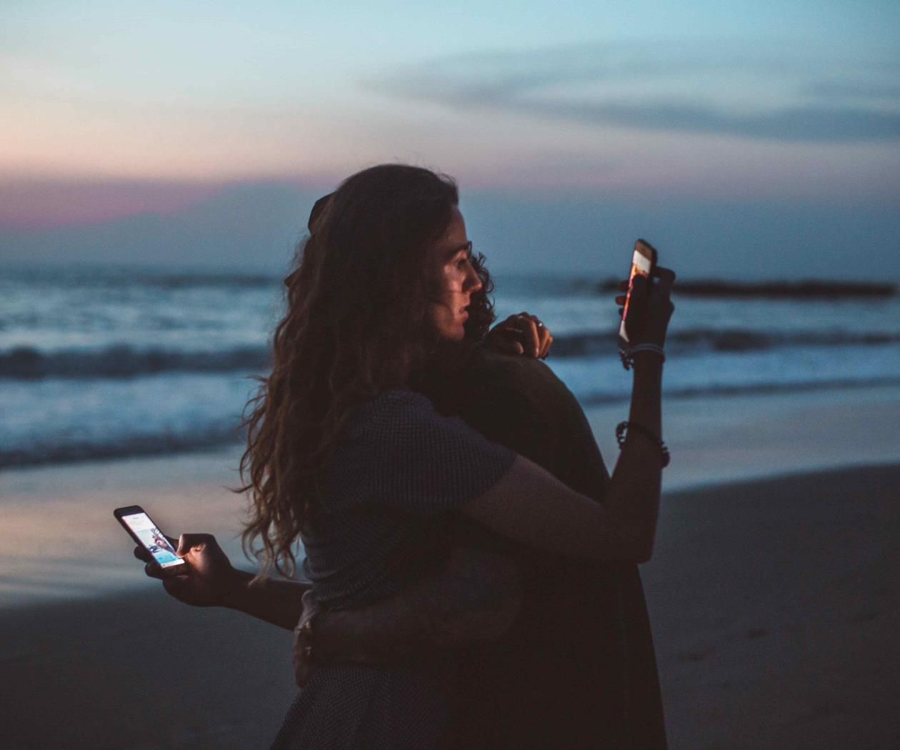 Cuando te dejan en visto ¿es o no ghosting?