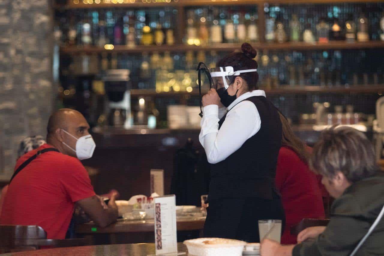 “Viví muchas experiencias de acoso”: Daniela, exmesera