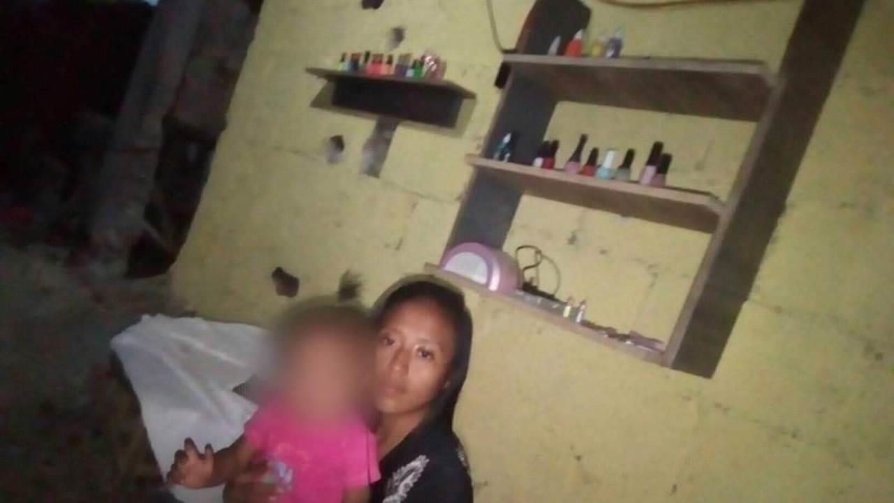 “Si quieres puedes”, madre saca hijas adelante con negocio de uñas “Si quieres puedes”, madre saca hijas adelante con negocio de uñas