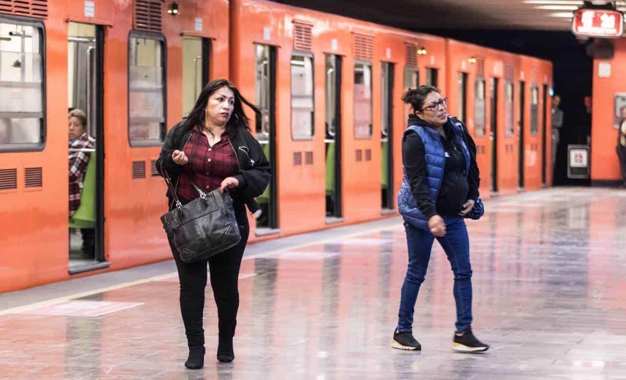 Tragedias del Metro impactaron en prestaciones de trabajadores: taquillera Tragedias del Metro impactaron en prestaciones de trabajadores: taquillera