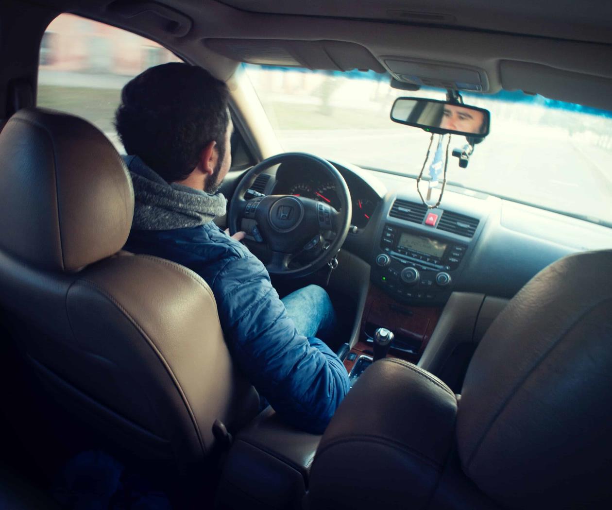 Razones por las que hombres sí son un peligro al volante; rompamos mitos