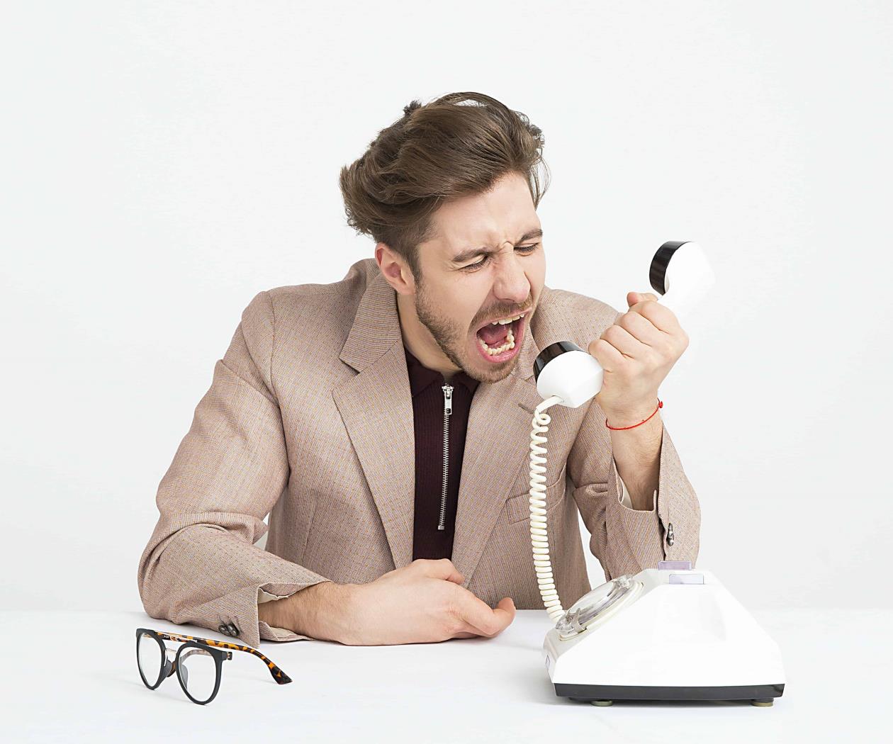 A gritos, ¡es violencia!