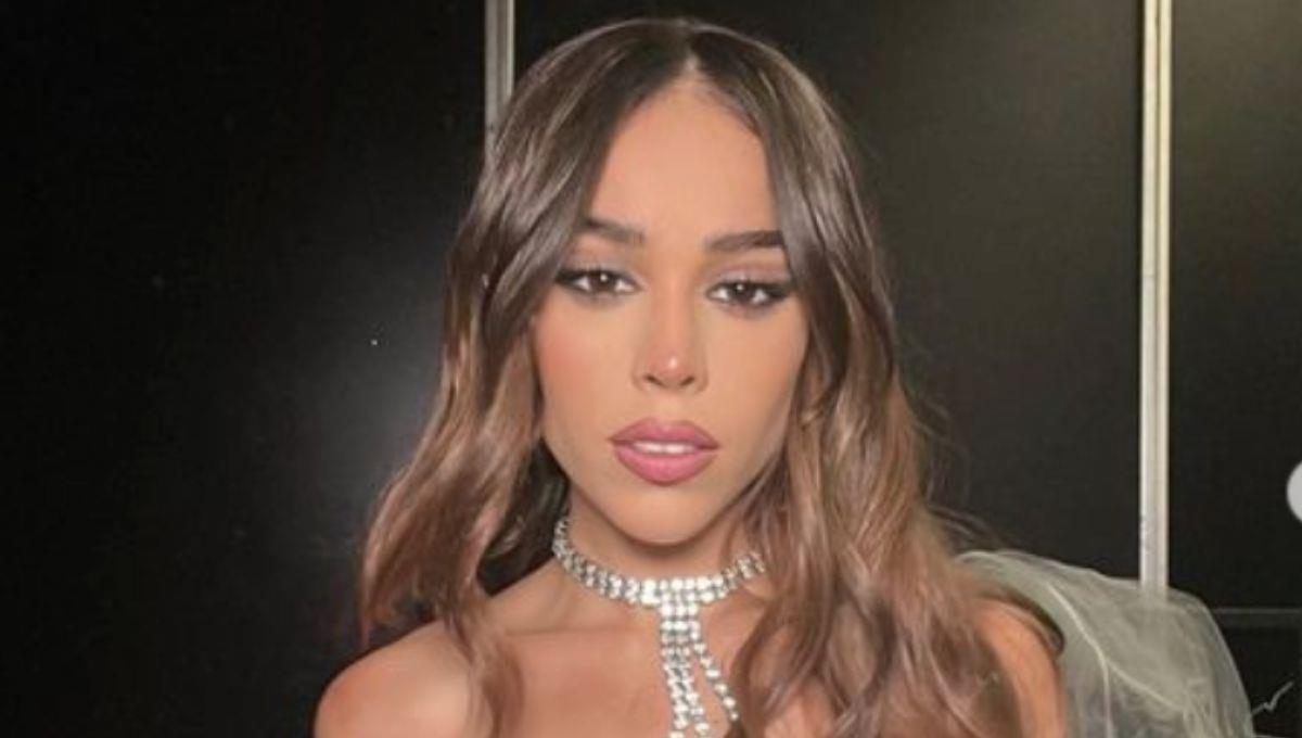 Danna Paola presume con orgullo sus estrías