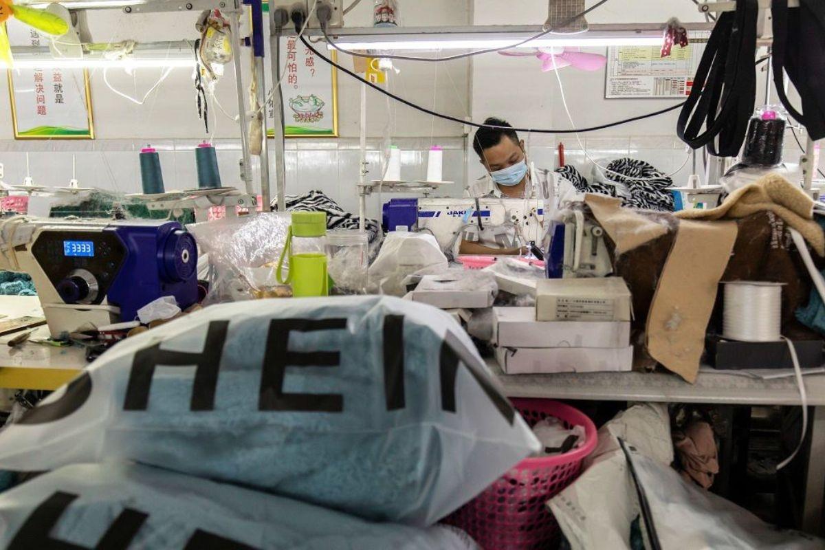 Shein: precios accesibles a costa del tiempo y vida de los trabajadores, revela informe Shein: precios accesibles a costa del tiempo y vida de los trabajadores, revela informe