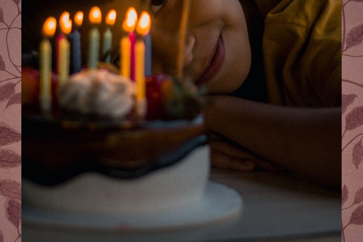 Reacción de niño se viraliza: Se defendió de su tía que lo aventó a su pastel de cumpleaños Reacción de niño se viraliza: Se defendió de su tía que lo aventó a su pastel de cumpleaños