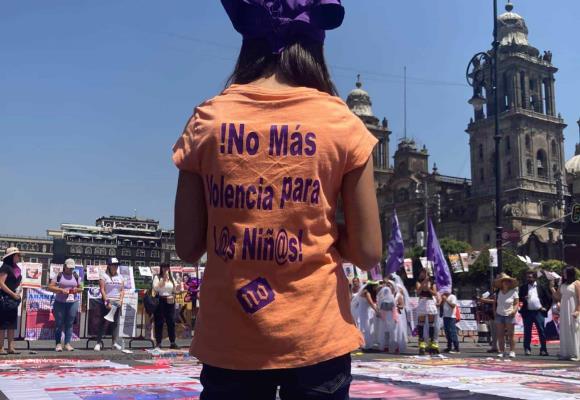 Se buscan hombres que deban pensioneees: Tendedero de deudores alimentarios