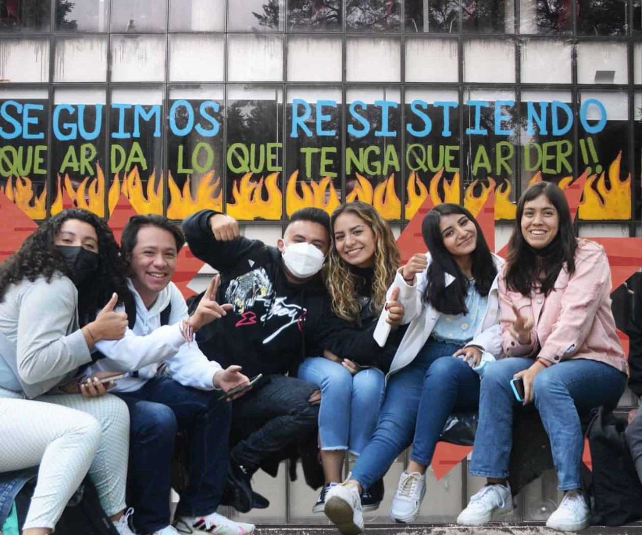 ¿Cómo influye en la vida laboral de universitarias el trabajo de cuidados? ¿Cómo influye en la vida laboral de universitarias el trabajo de cuidados?