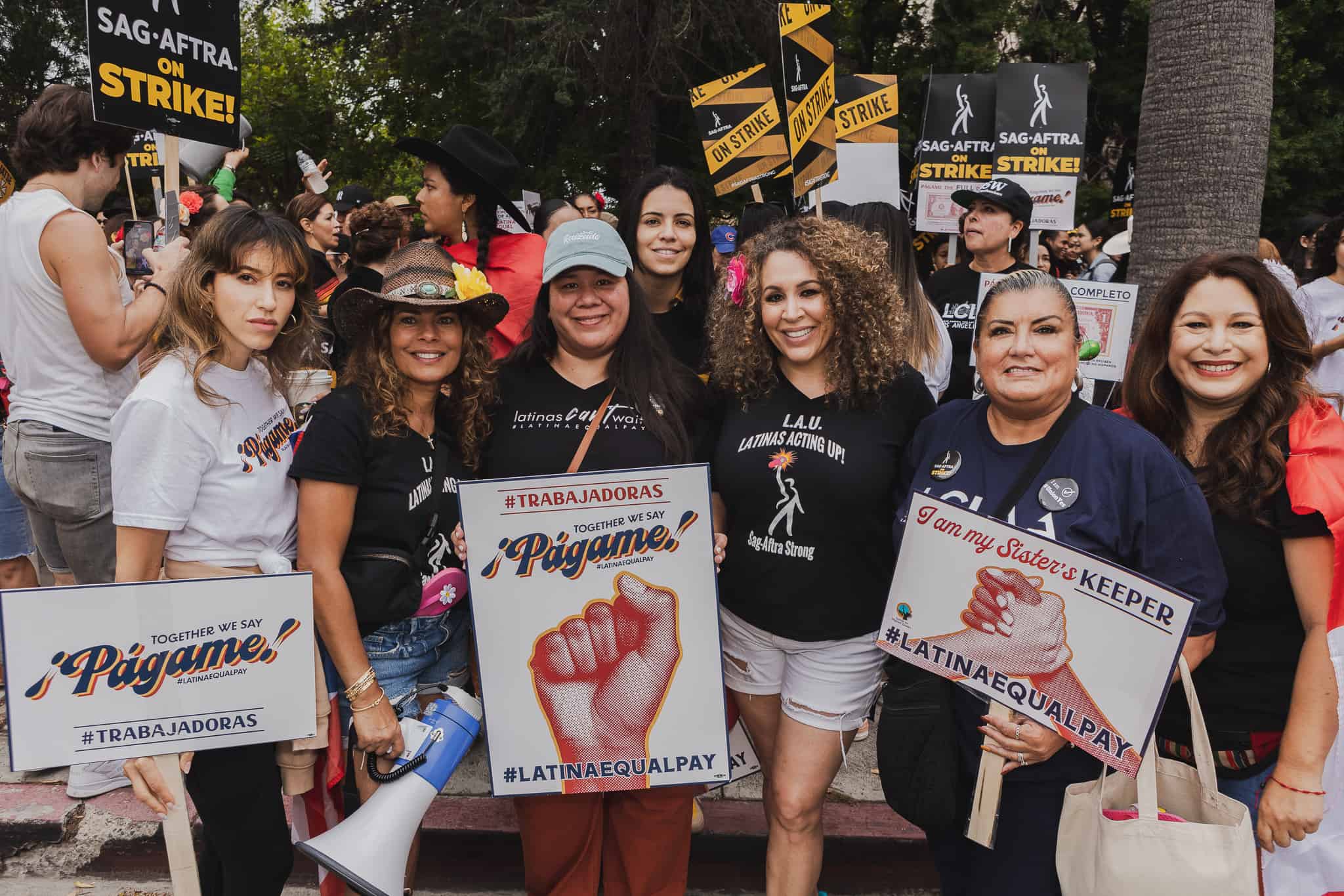 Juntas decimos: ¡págame!, latinas se unen contra la desigualdad salarial