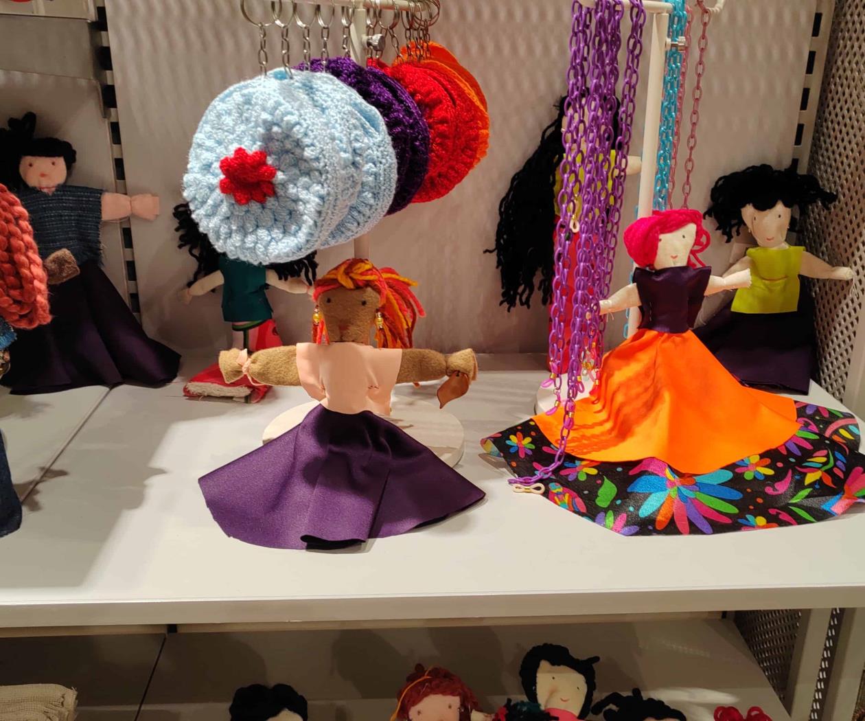 Sembrando los derechos económicos a través de la colectividad Sembrando los derechos económicos a través de la colectividad