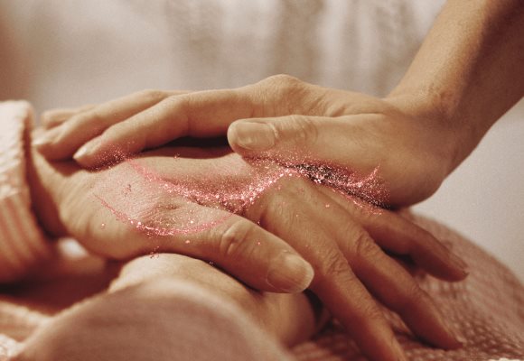 El autocuidado de mujeres mayores, una revolución gerofeminista