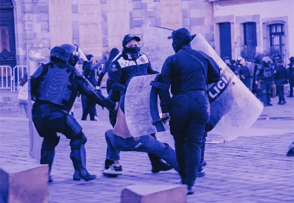 Represi&oacute;n en el 8M, &iquest;terrorismo patriarcal?