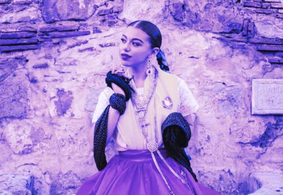 Oaxaqueña promueve amparo para traducir una ley en favor de las indígenas