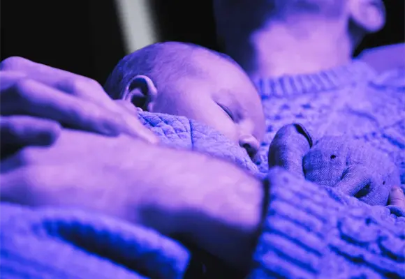 Licencias de paternidad, la deuda para la crianza responsable