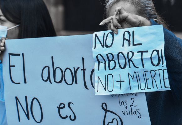 Estos son los grupos de ultraderecha y antiderechos en México, según GPAHE