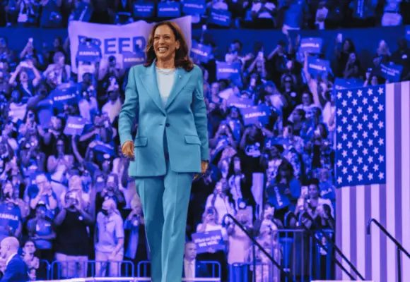 Kamala Harris acepta candidatura dem&oacute;crata a presidencia de EU