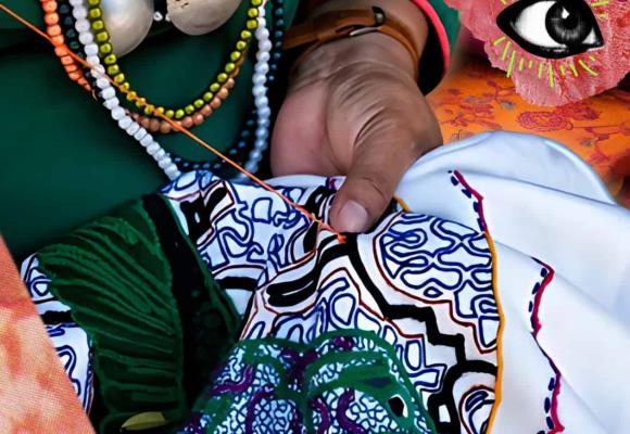 "Inspiración" o despojo: el debate sobre extractivismo cultural en Perú