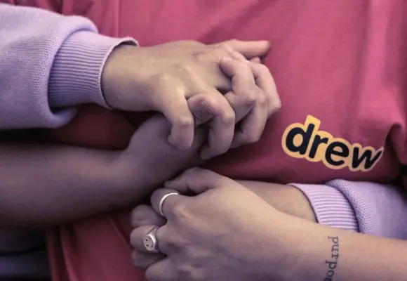 Navidad sin justicia: refugios sufren recortes pese al aumento de violencia