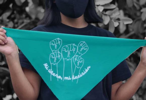 Por ayudar a su hija a abortar, Rocío enfrenta tentativa de feminicidio