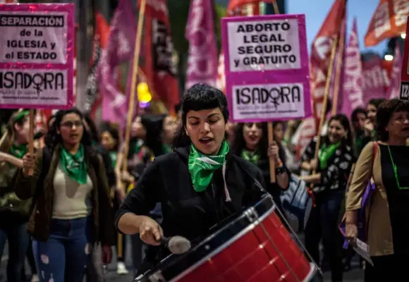 La casta eran ellas: Milei va contra quienes denuncian violencia de género